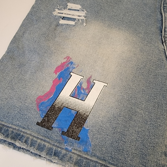 Homme + Femme Men'S Denim Logo Painted Distressed Shorts Size 42 NEW! - Picture 9 of 14
